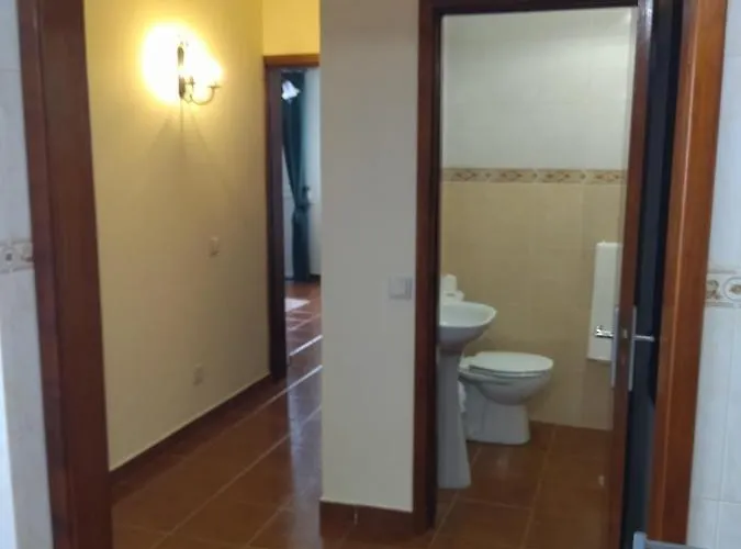 Casa Sao Salvador アングラ・ド・エロイーズモ